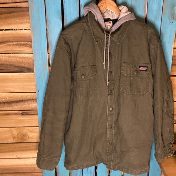 Dickies Other - Dickies quilted lining jacket with sweatshirt hood large olive gray zip up snaps